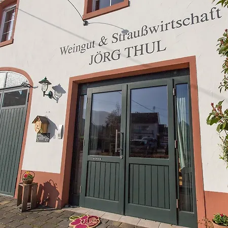 Weingut Jorg Thul Privatunterkunft *